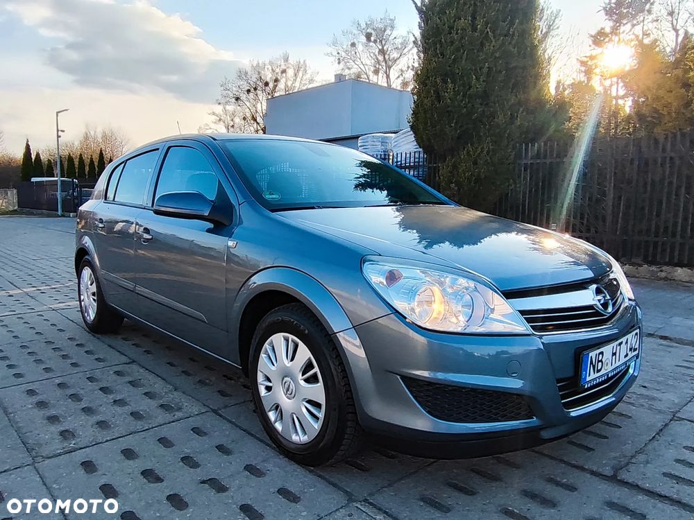 Opel Astra 1.4 Start - 1