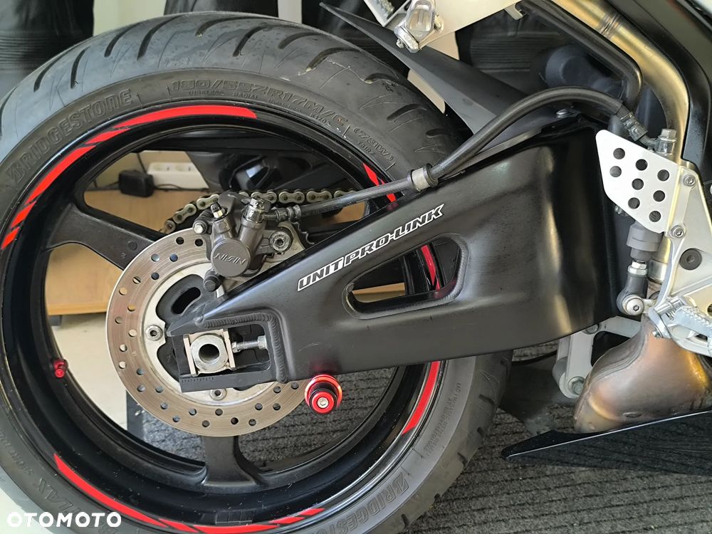 Honda CBR - 11