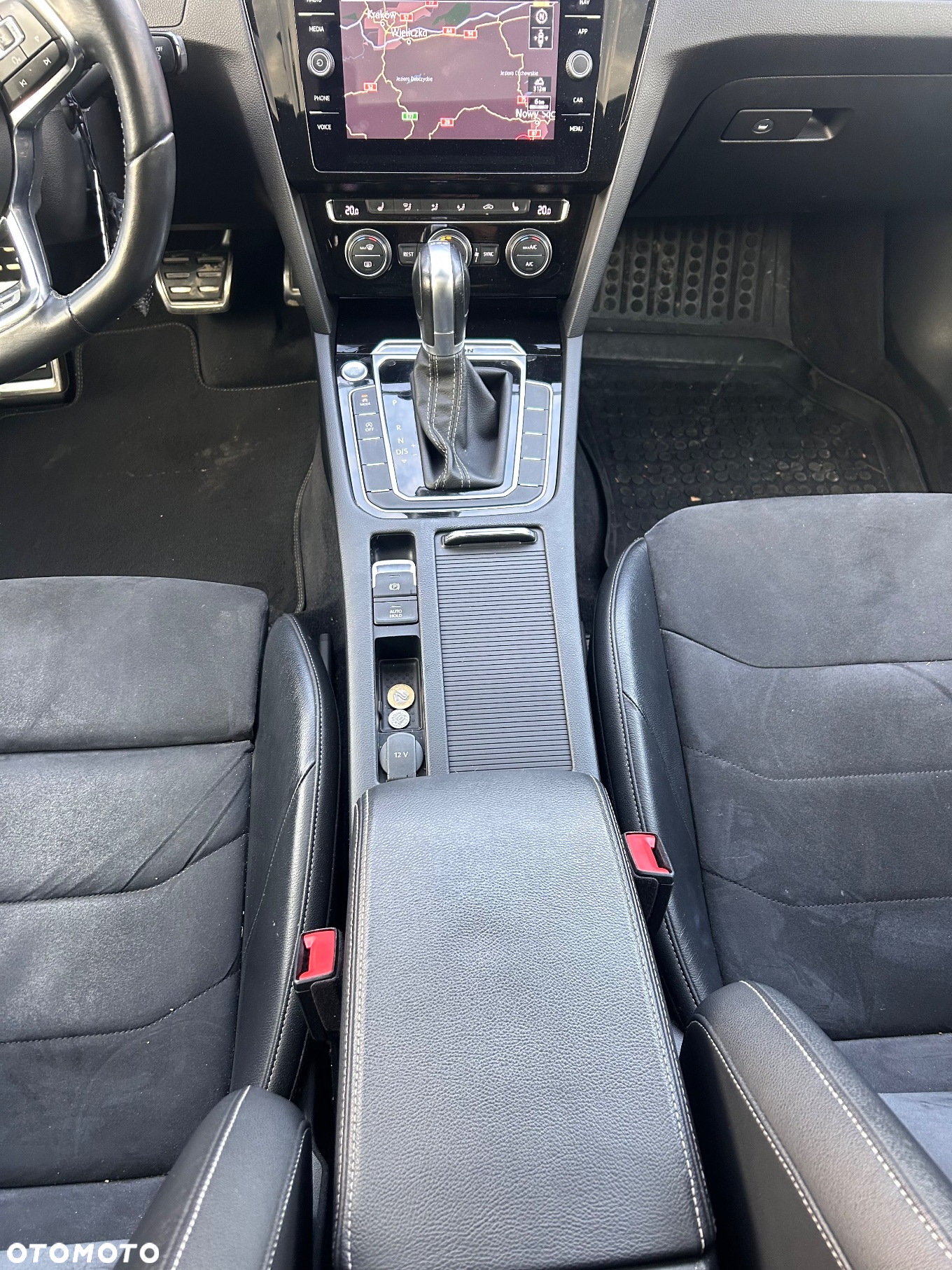 Volkswagen Arteon 2.0 TSI 4Motion R-Line DSG - 12