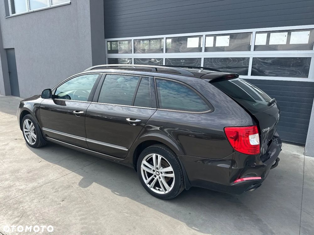 Skoda Superb 2.0 TDI Active - 8