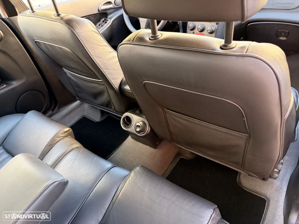 Alfa Romeo 156 Sportwagon 1.8 TS - 22