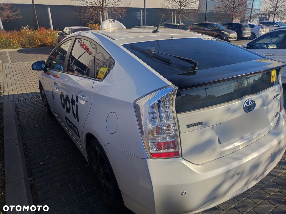 Toyota Prius 1.8 HSD Life - 3