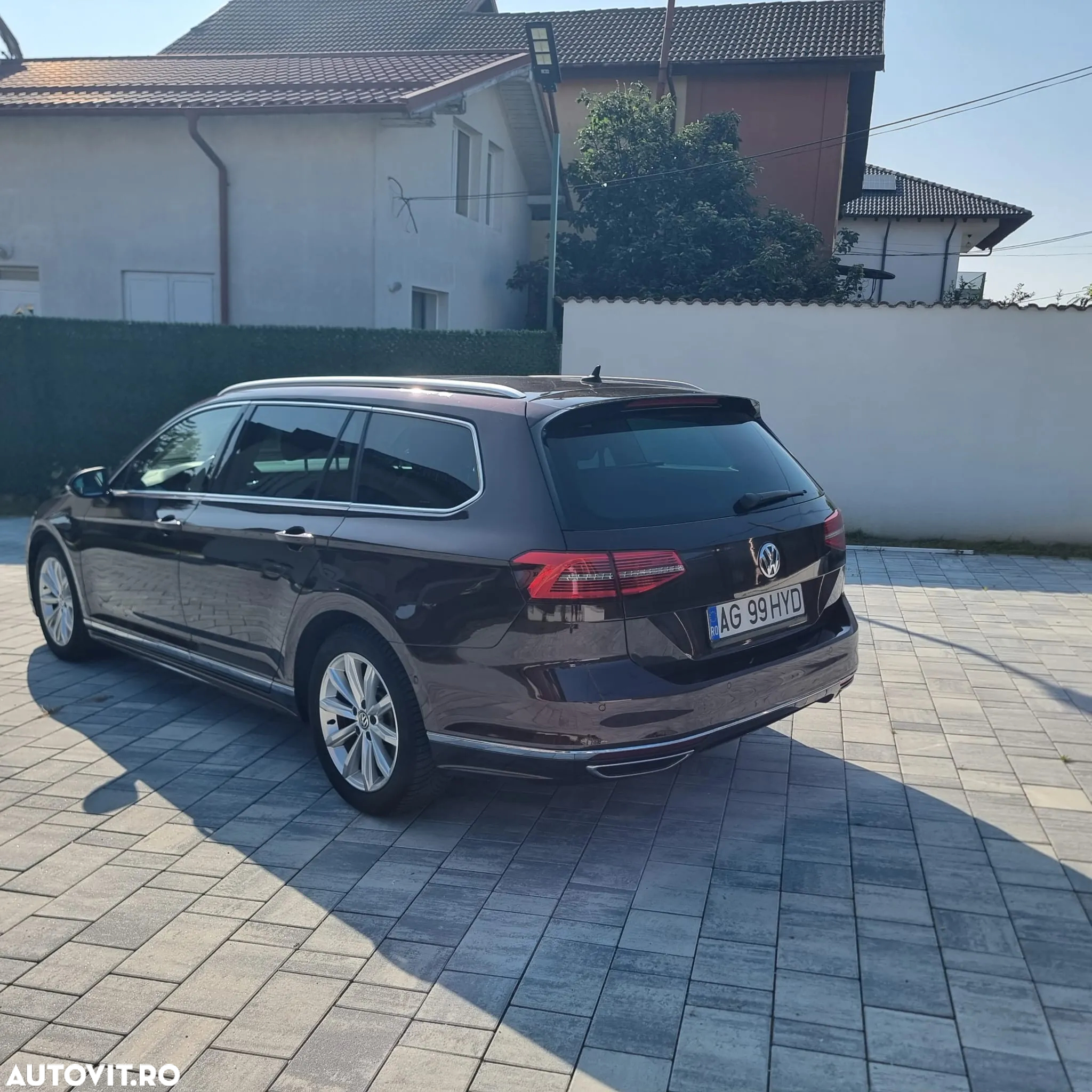 Volkswagen Passat - 13