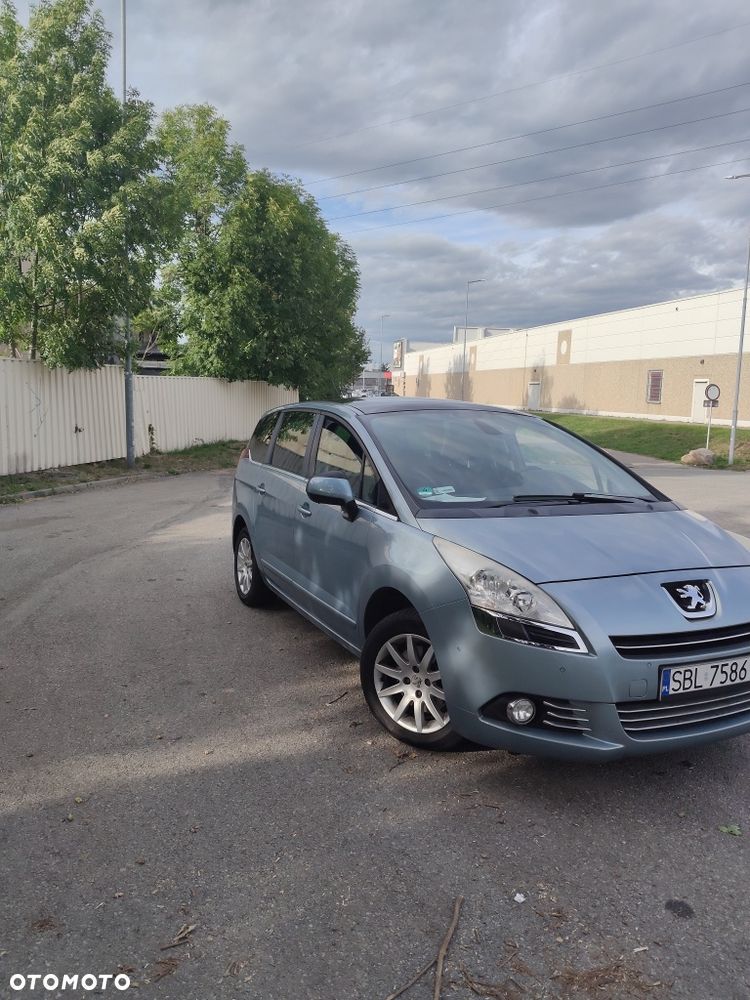 Peugeot 5008 - 7