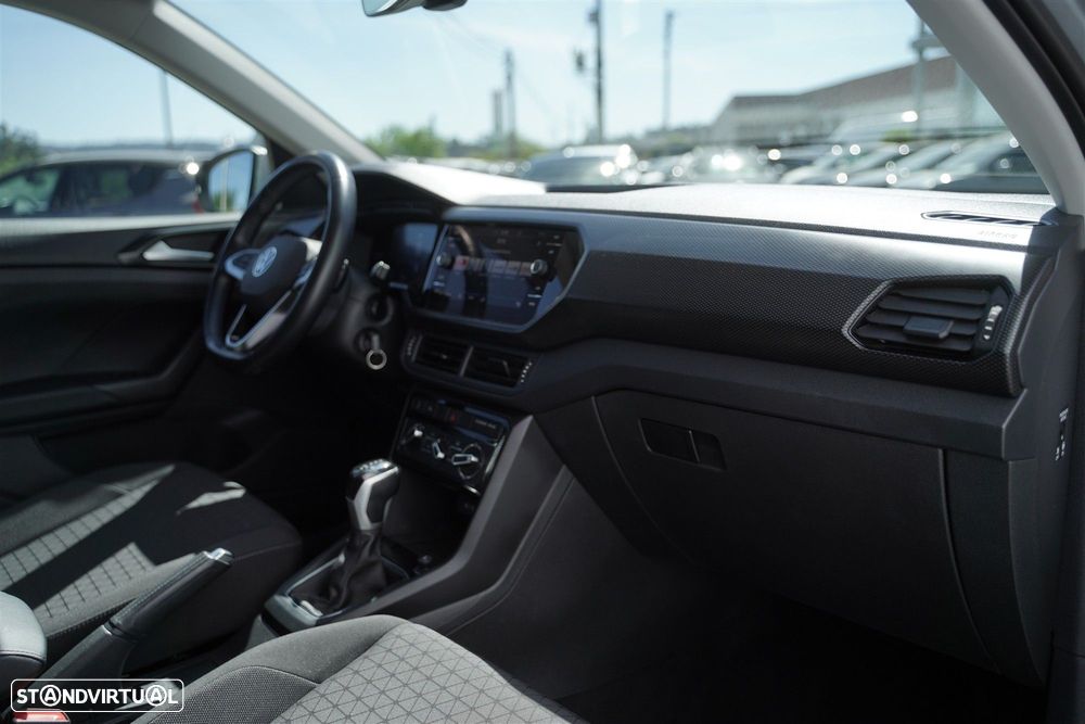 VW T-Cross 1.0 TSI BlackStyle DSG - 33