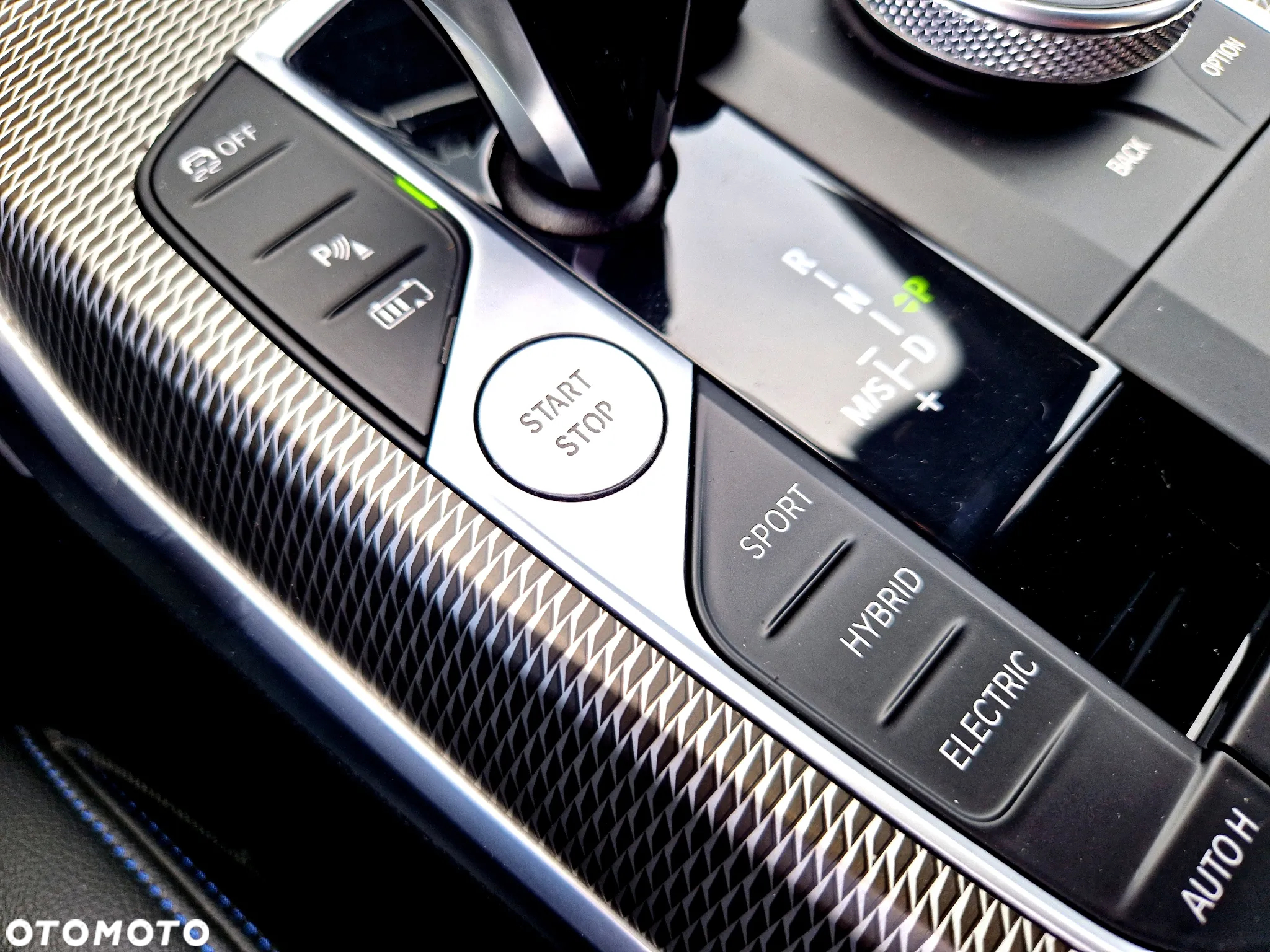 BMW Seria 3 330e M Sport sport - 20