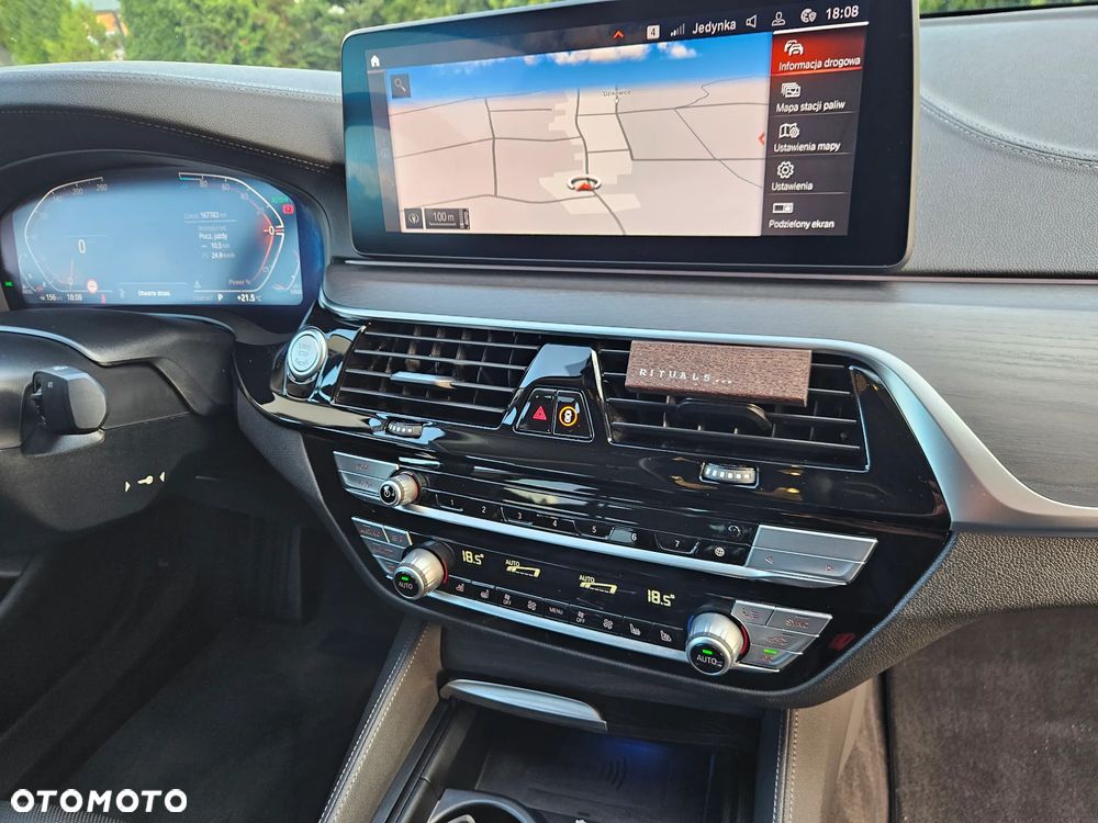 BMW Seria 5 520d Luxury Line - 21