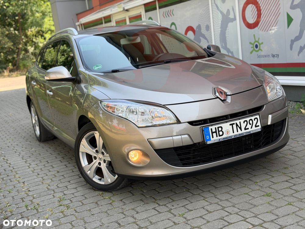 Renault Megane 2.0 140 CVT Luxe - 1