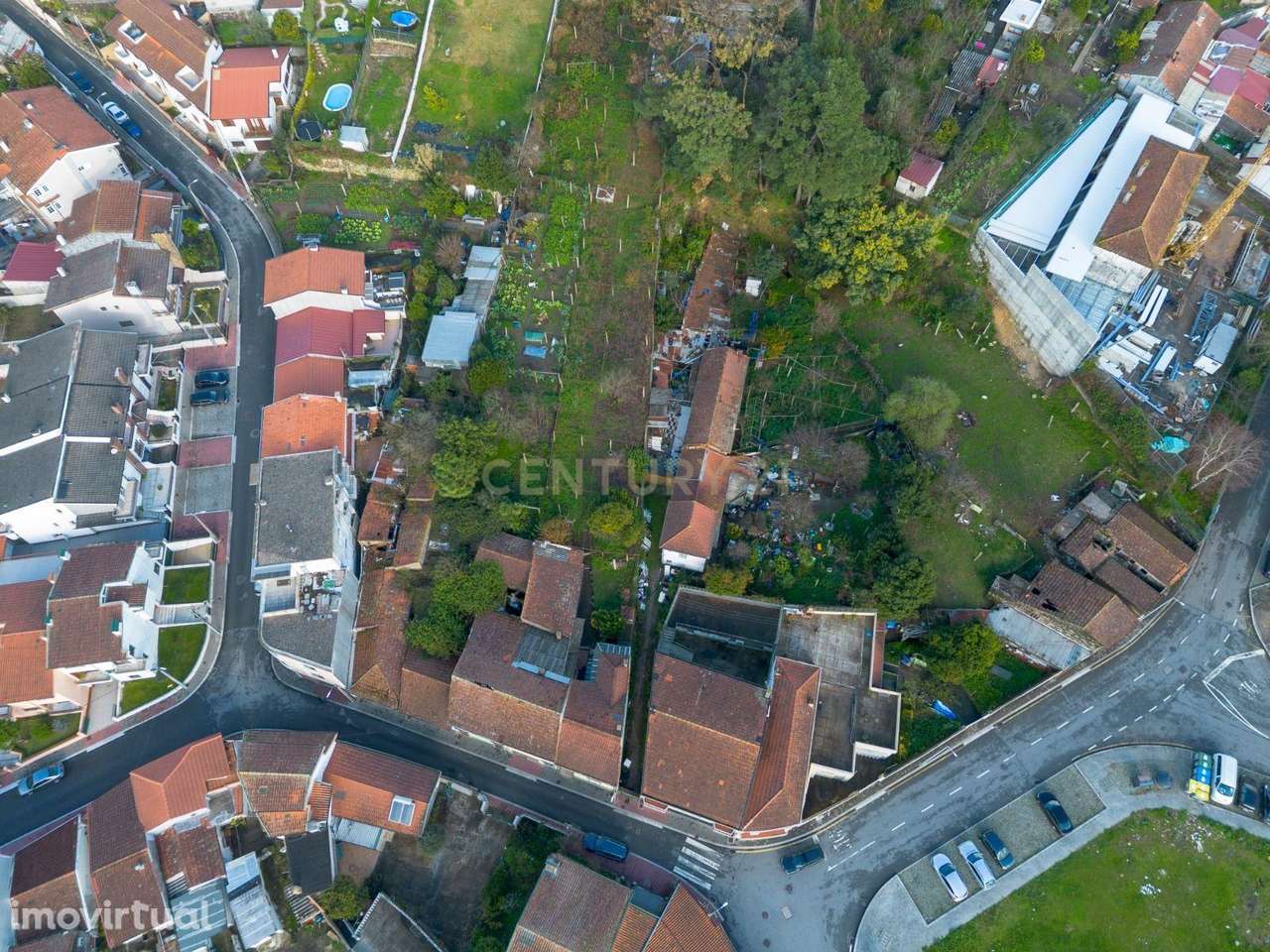 Prédio situado em Baguim do Monte, composto por quatro frações em prop - Grande imagem: 4/14