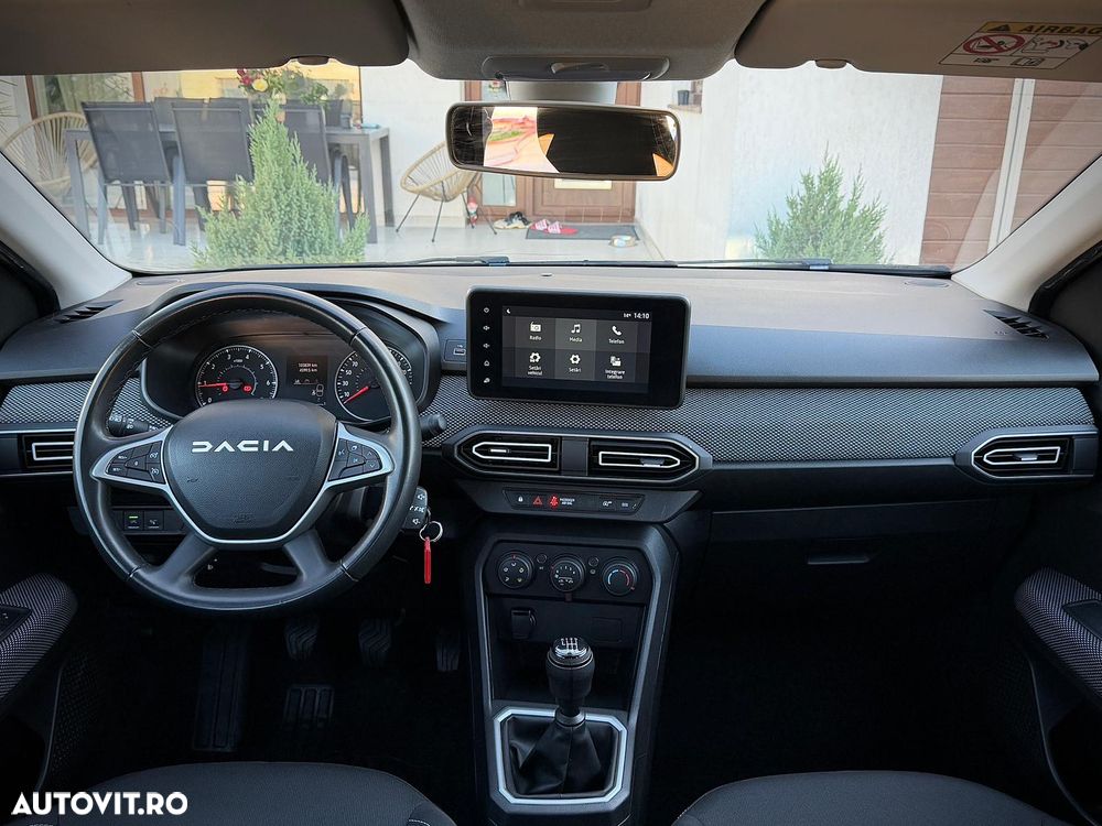 Dacia Logan TCe 90 MT6 Expression - 6