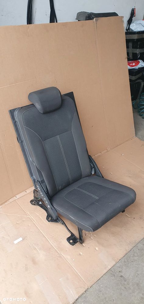 Fotel siedzenie prawy tył tylny 2 rząd Opel Zafira C - 4