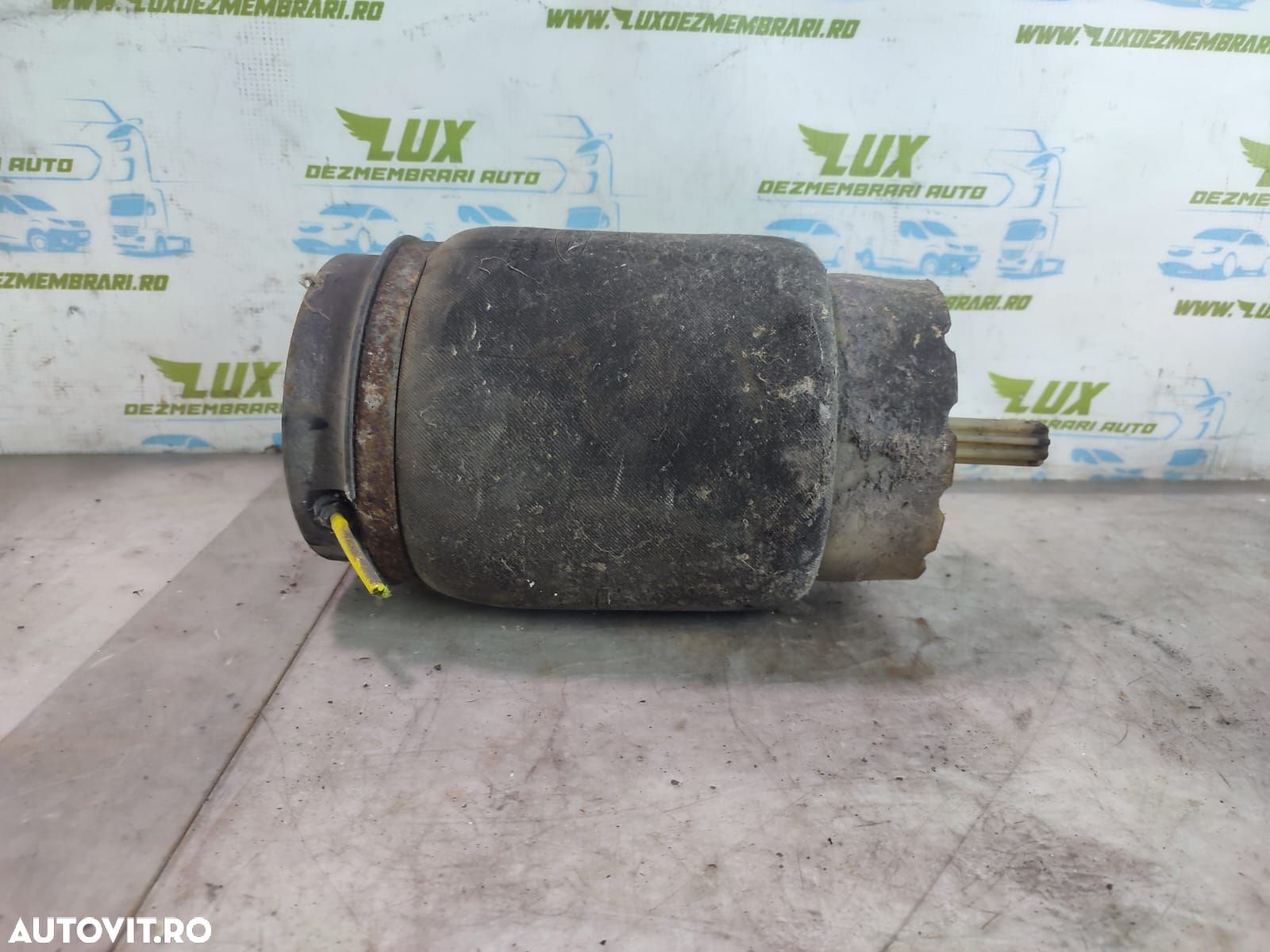 Amortizor perna aer dreapta spate 3.6 tdv8 Land Rover Range Rover Vog - 1