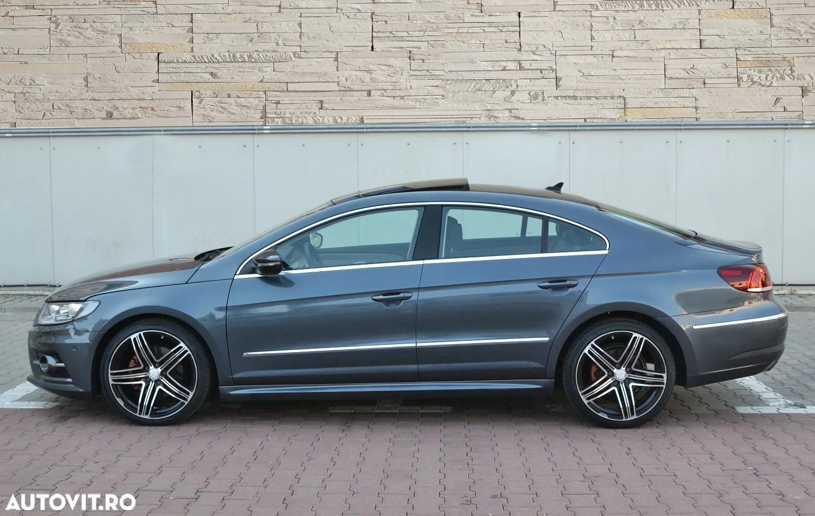 Volkswagen Passat CC 2.0 TDI BlueMotion Technology DSG - 9