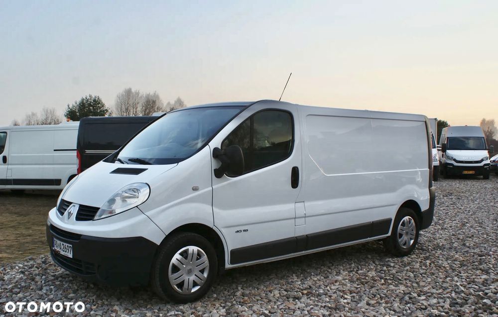 Renault Trafic - 1