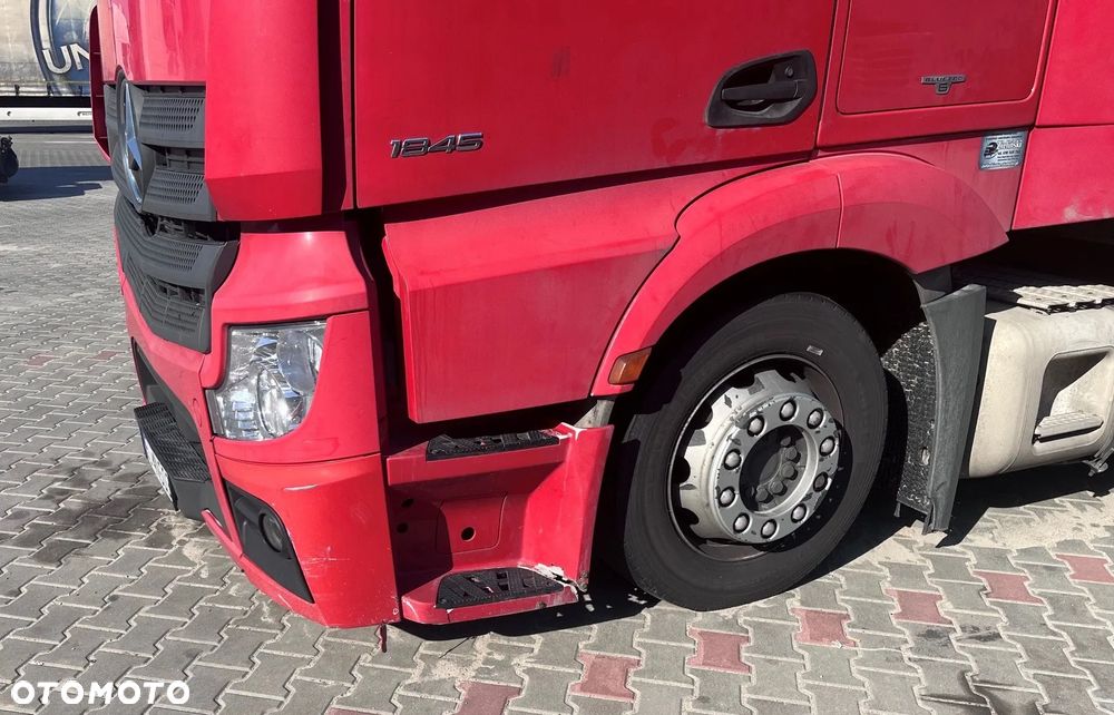 Mercedes-Benz ACTROS - 5