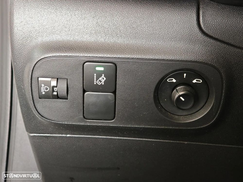 Citroën C3 1.2 PureTech Feel - 18