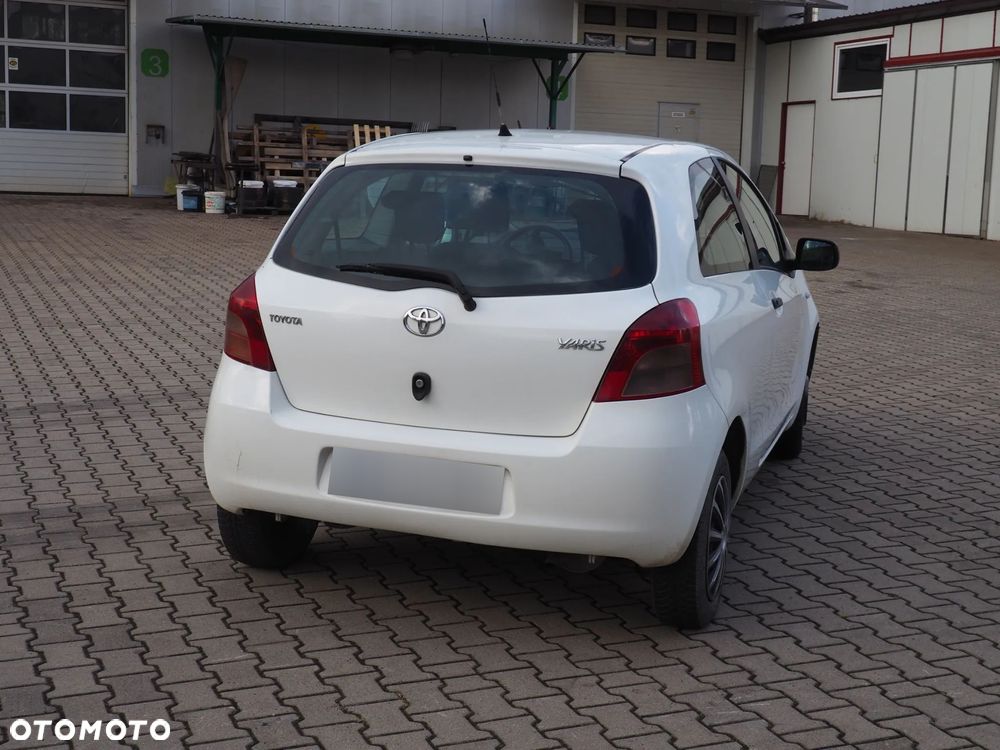 Toyota Yaris - 3