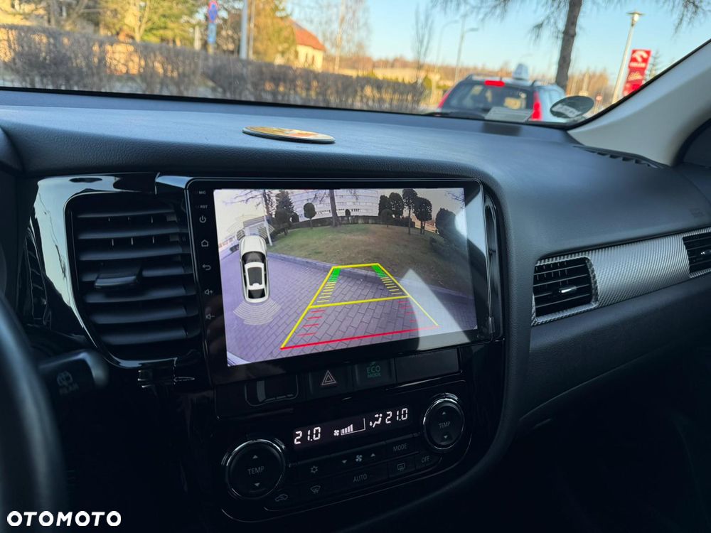 Mitsubishi Outlander 2.0 2WD Invite - 34