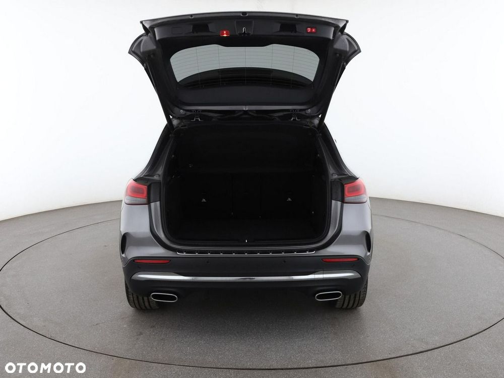 Mercedes-Benz GLA 250 e PHEV AMG Line 8G-DCT - 20