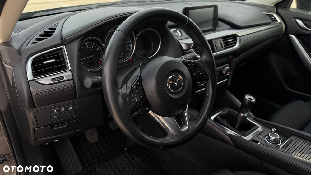 Mazda 6 - 25