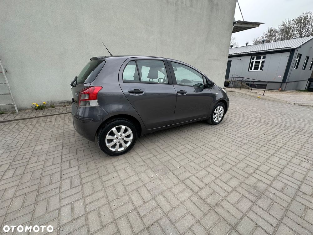 Toyota Yaris 1.4 D-4D - 6