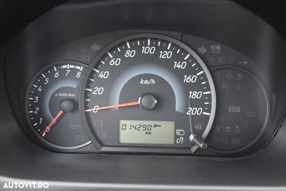 Mitsubishi Space Star - 11