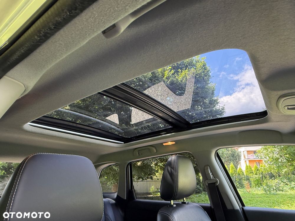 Suzuki Vitara 1.6 Premium 2WD - 24