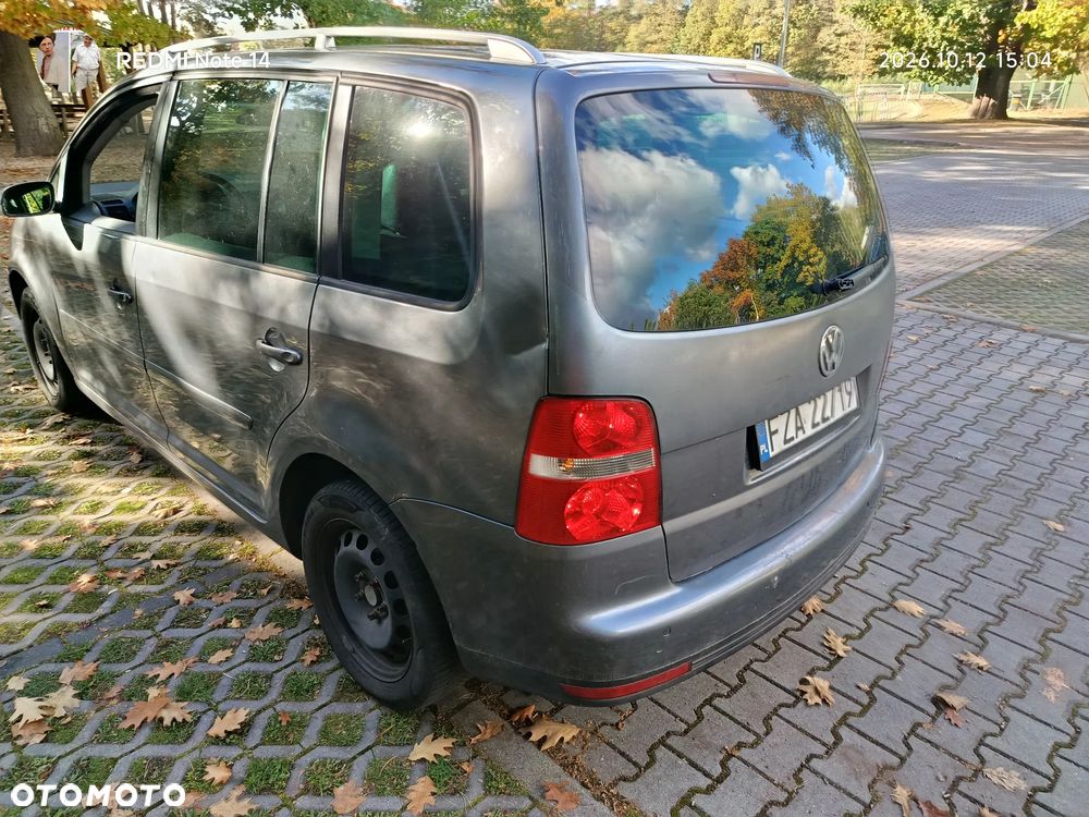 Volkswagen Touran - 7