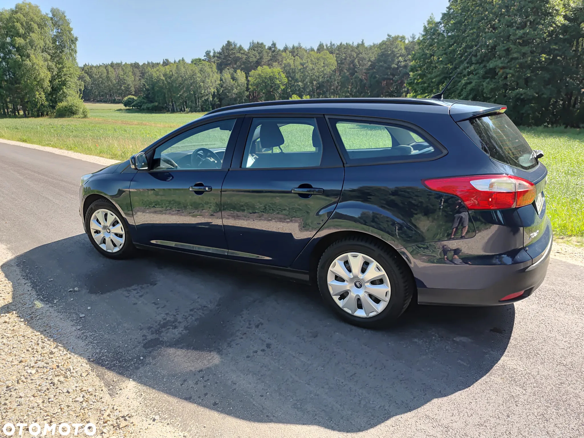 Ford Focus 1.6 Ambiente - 11