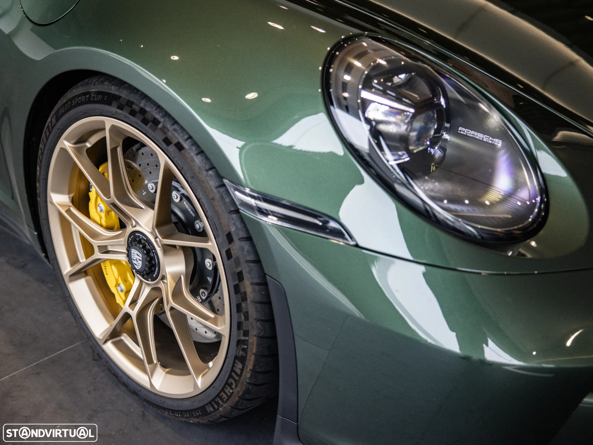 Porsche 911 (992) GT3 Touring Package - 18
