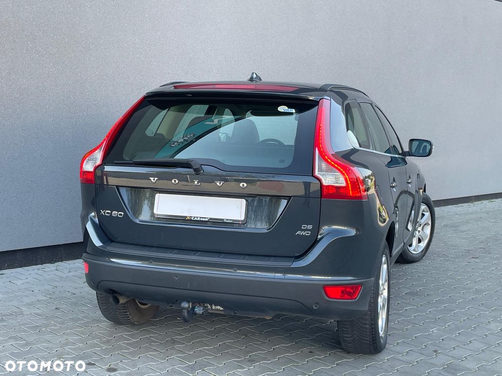 Volvo XC 60 D5 AWD Summum - 7