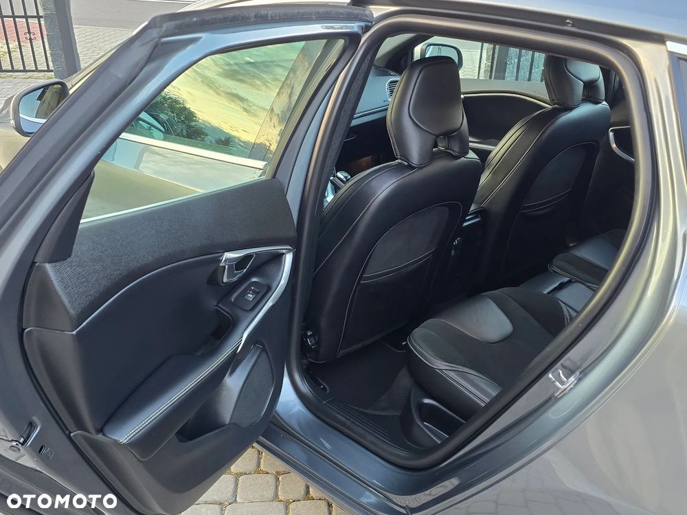 Volvo V40 D2 RDesign - 21