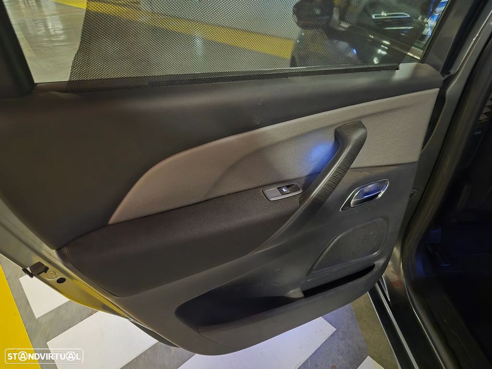 Citroën C4 Picasso 1.6 e-HDi Intensive ETG6 - 28