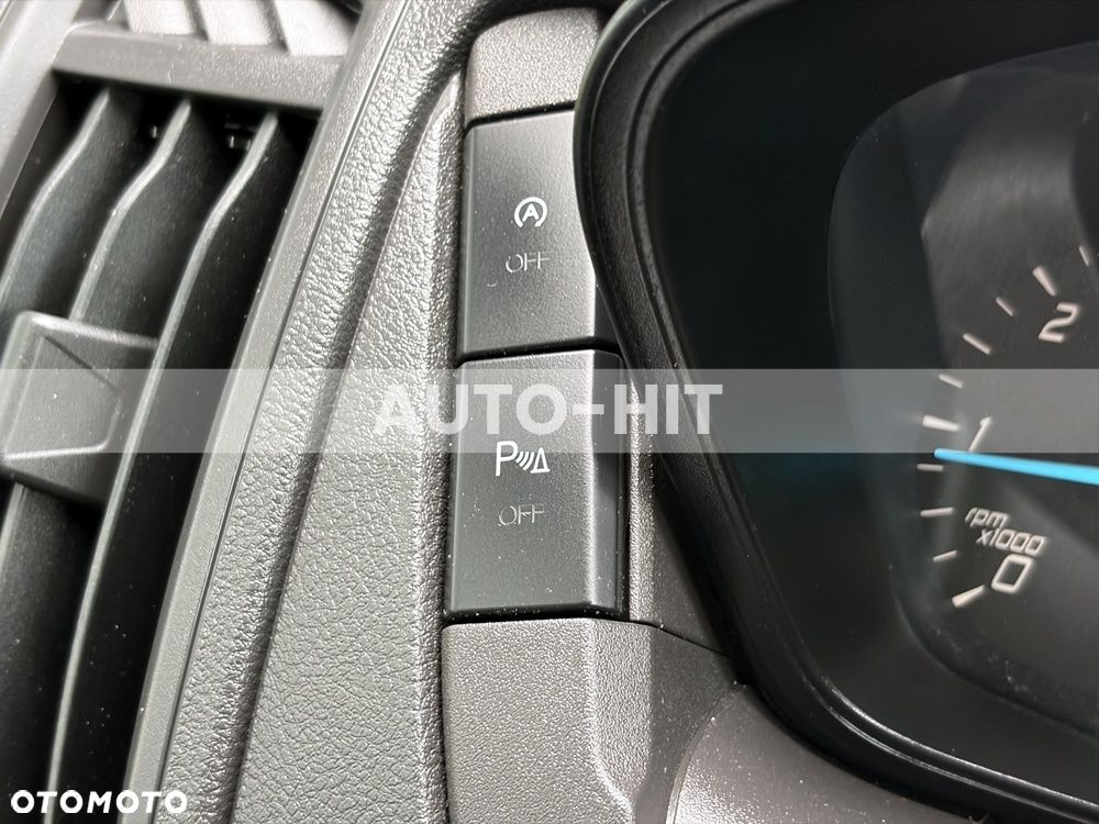 Ford Transit - 33