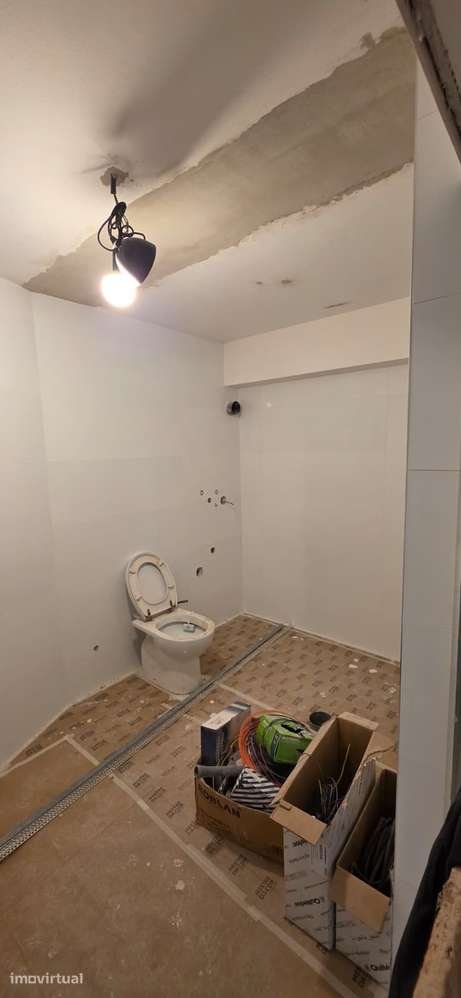 Apartamento T0 para venda no centro de Esgueira - Grande imagem: 2/7