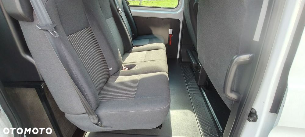 Ford Transit Custom - 11