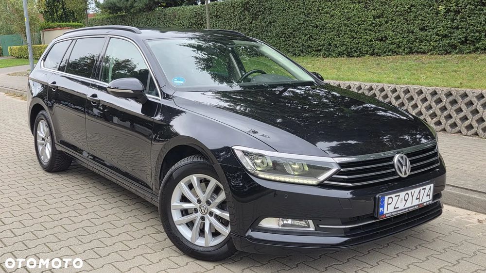 Volkswagen Passat - 20