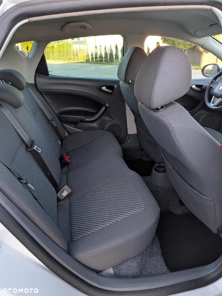 Seat Ibiza 1.4 16V Style - 25