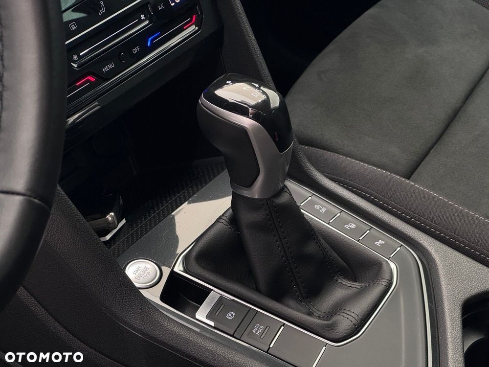 Volkswagen Tiguan - 9