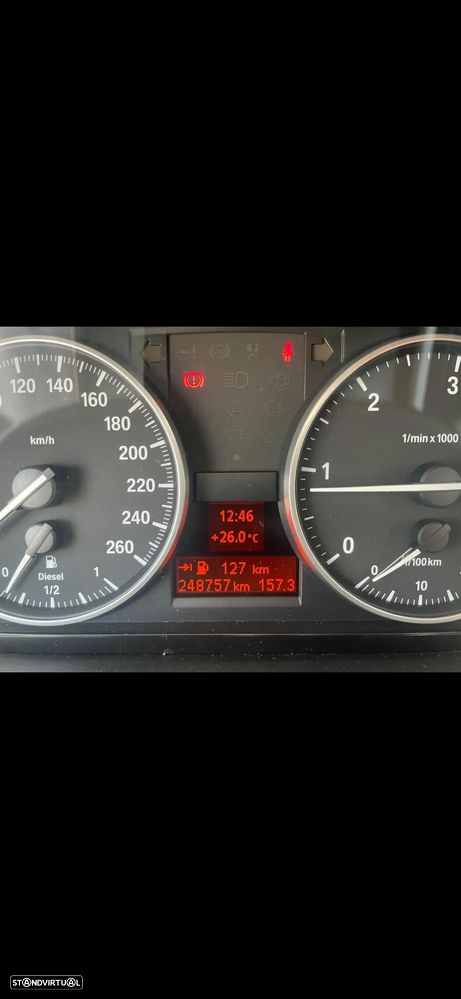 BMW 318 d Navigation - 10