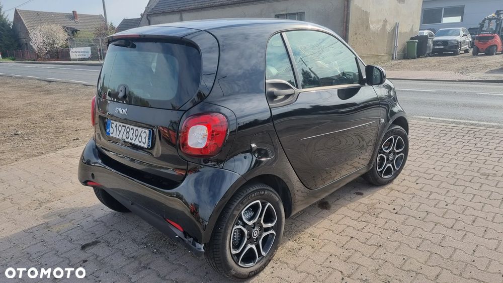 Smart Fortwo EQ perfect - 18