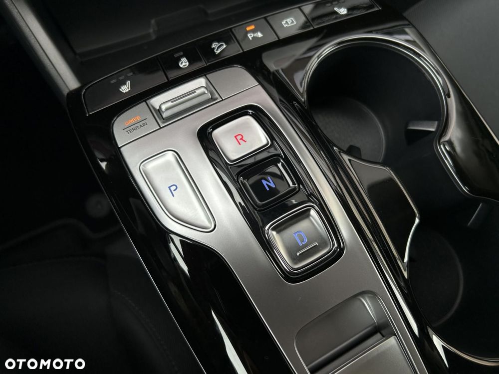 Hyundai Tucson 1.6 T-GDi HEV Executive 4WD - 29