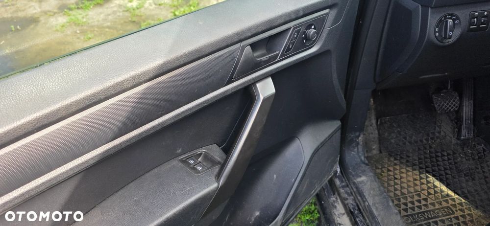 Volkswagen Caddy - 11