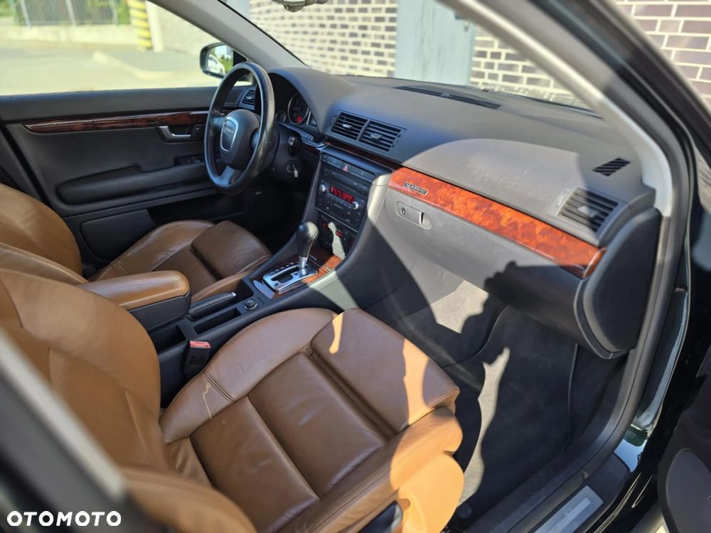 Audi A4 Avant 3.2 FSI Quattro Tiptr - 23