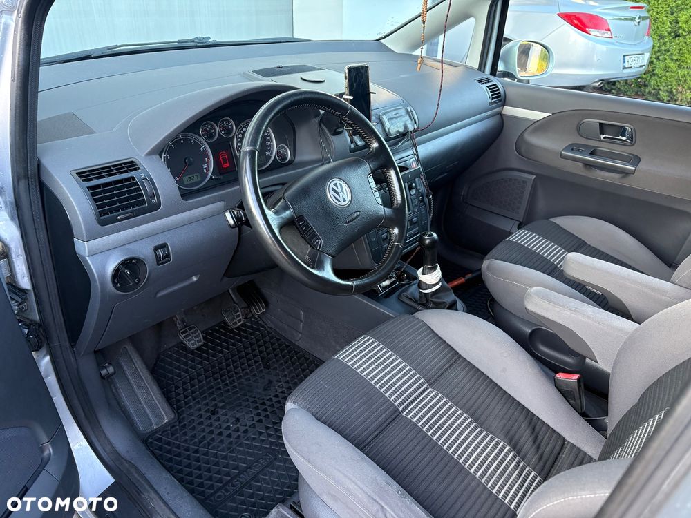 Volkswagen Sharan 1.8 5V Turbo Highline - 13