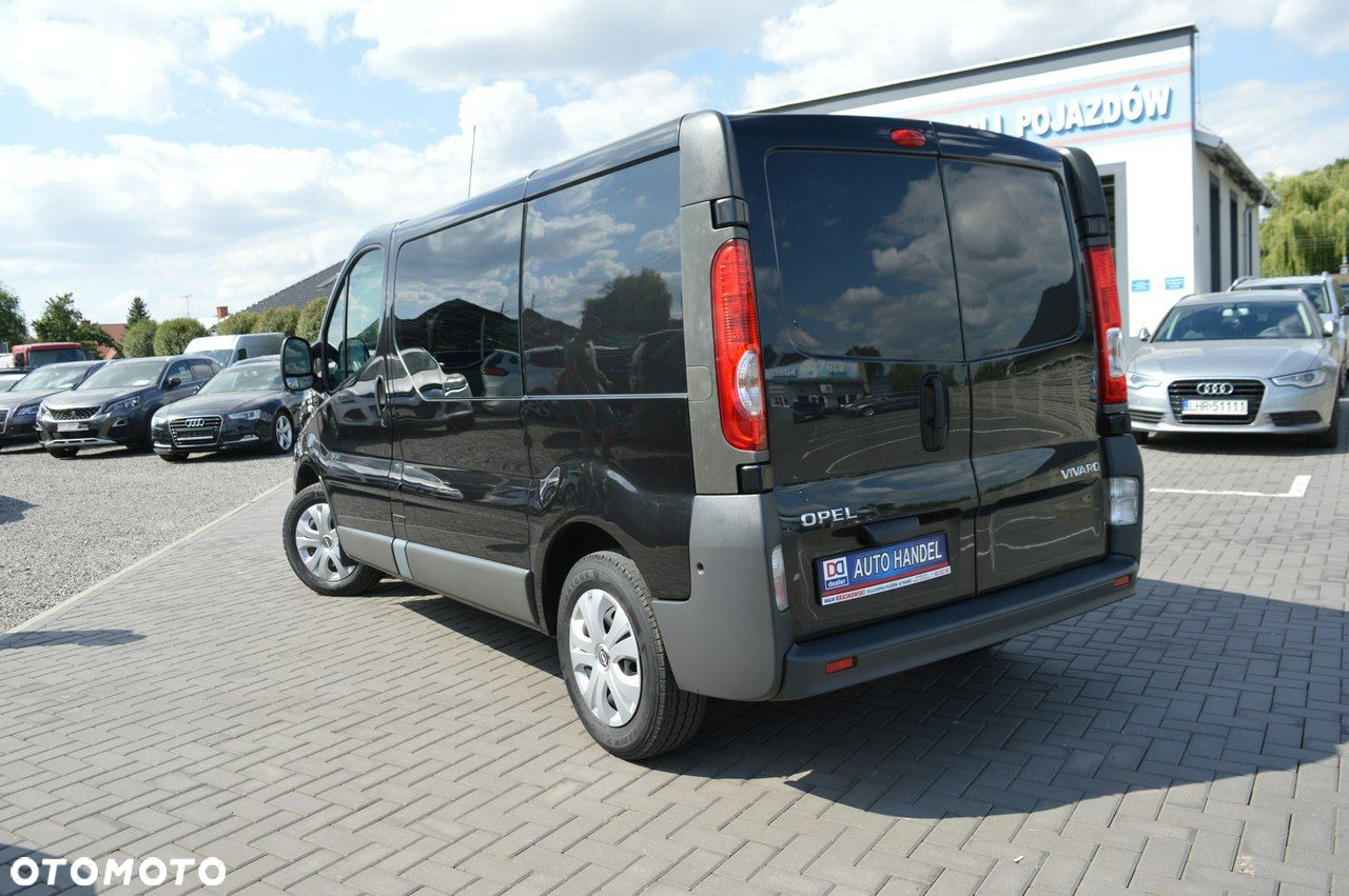 Opel Vivaro - 15