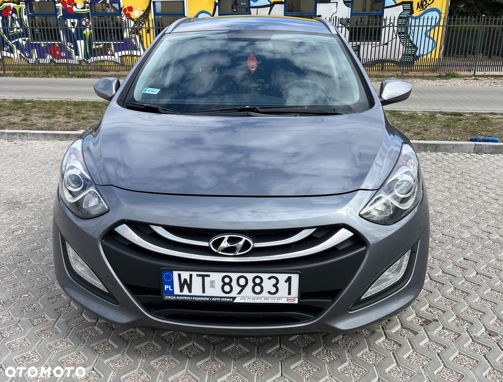 Hyundai i30 1.6 Classic + - 8
