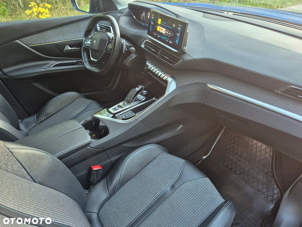 Peugeot 3008 1.2 PureTech GPF Allure S&S EAT8 - 23