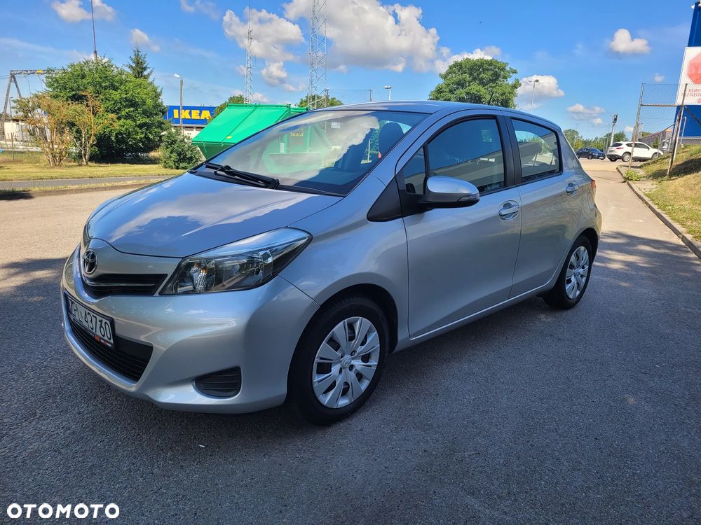 Toyota Yaris 1.0 Sol - 2