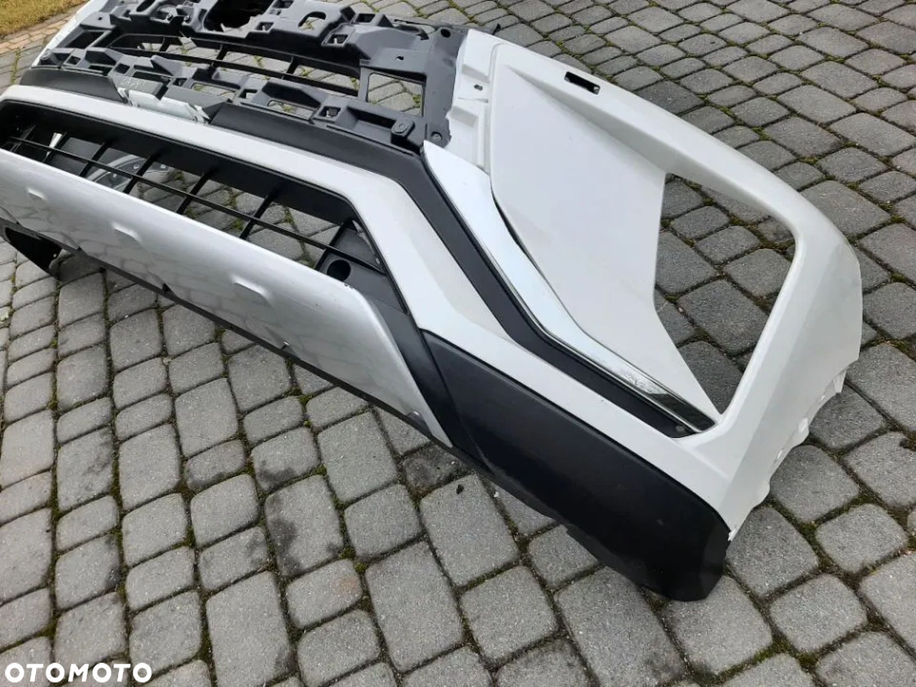 MITSUBISHI ECLIPSE CROSS 17-20 CAŁY-NIE KLEJONY! ZDERZAK PRZÓD PRZEDNI+CHROM ORYGINAŁ 6400H717ZZ WYSYŁKA 24H - 2